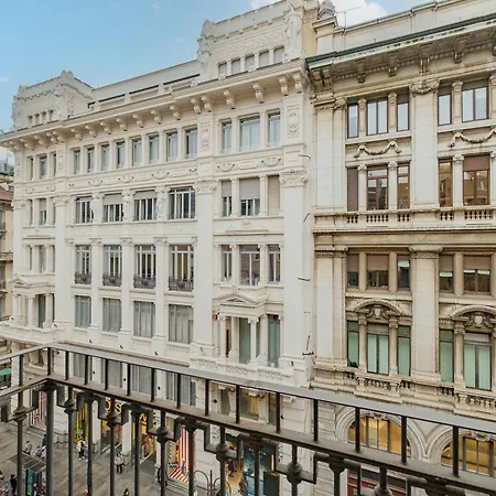 Bilocale In Piazza Duomo 4pax شقة ميلان